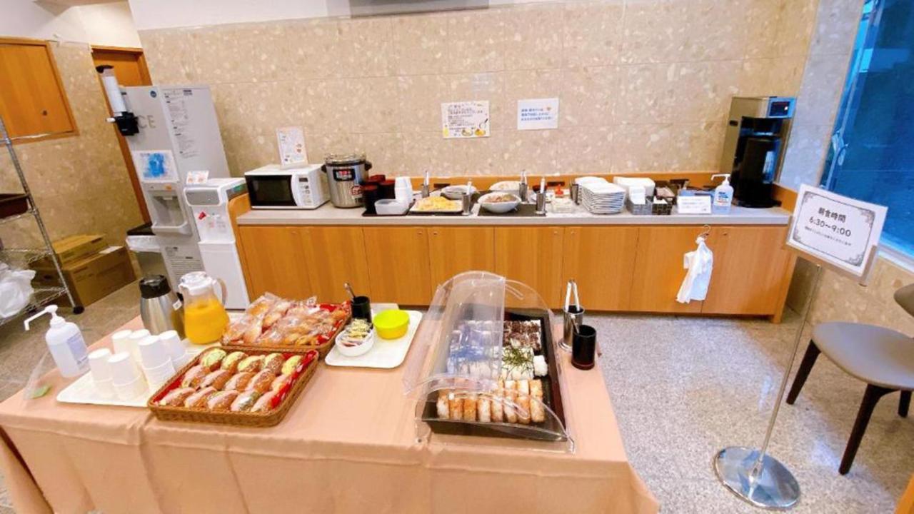 Toyoko Inn Osaka Umeda Nakatsu No.1 Екстериор снимка