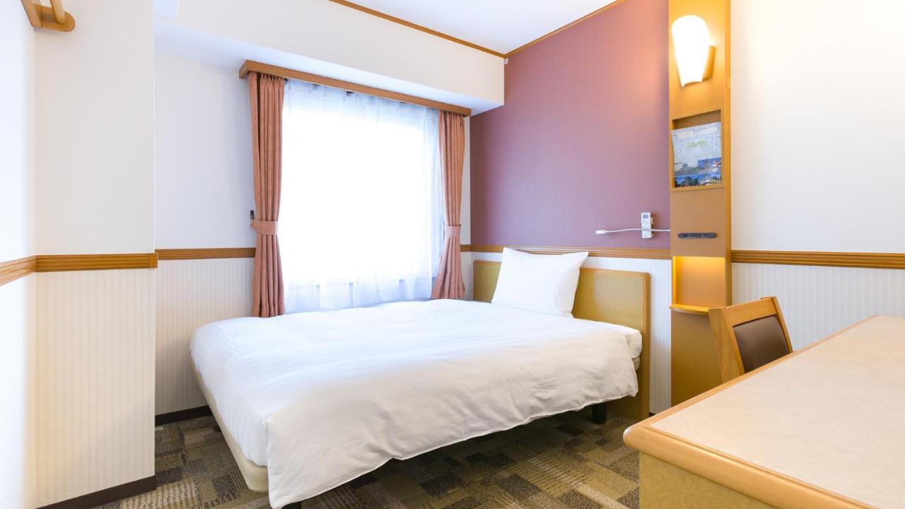 Toyoko Inn Osaka Umeda Nakatsu No.1 Екстериор снимка