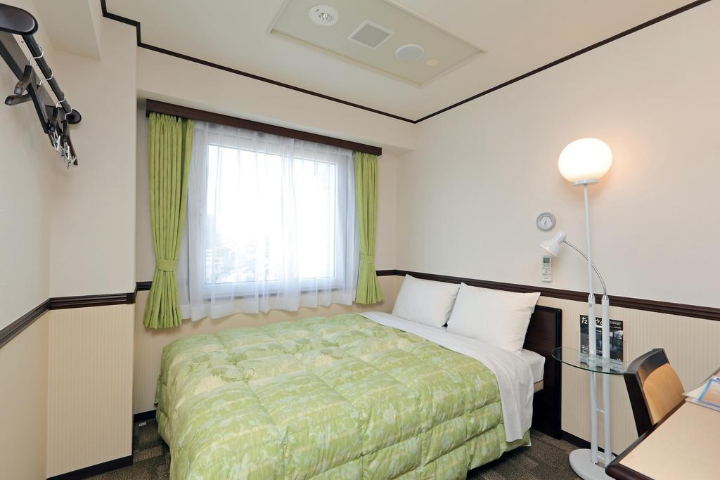 Toyoko Inn Osaka Umeda Nakatsu No.1 Стая снимка